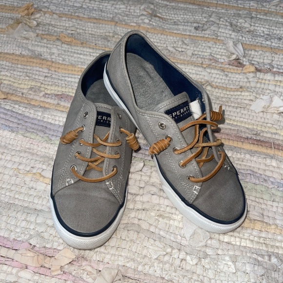 Women’s Sperry Top-Sider Gray Cloth Pier View Slip On Shoes - Picture 2 of 8